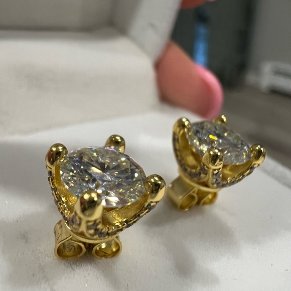 2ct moissanite stud earrings, yellow gold, item 040 - Picture 11 of 11